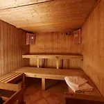 Apartment 6 Personnes, Balcon, Piscine, Aux Pieds *