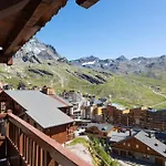 6 Personnes, Balcon, Piscine, Aux Pieds