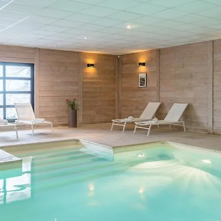 아파트 6 Personnes, Balcon, Piscine, Aux Pieds