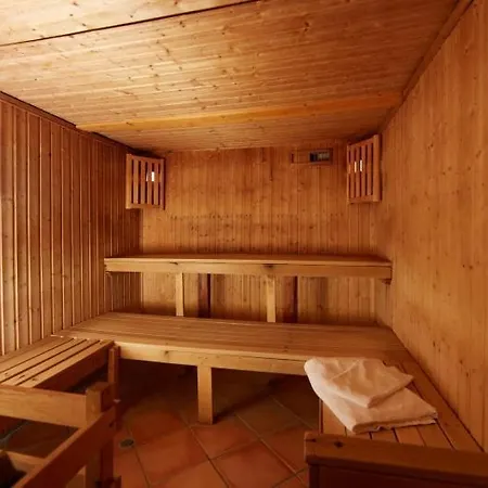 아파트 6 Personnes, Balcon, Piscine, Aux Pieds *