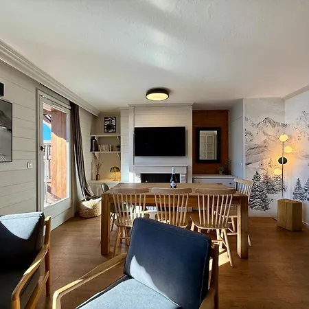 6 8 Personnes, Balcon Vue Montagne, Aux Pieds