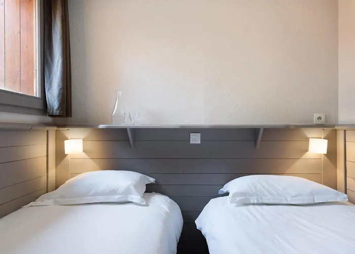 Appartement 6 Personnes, Balcon, Piscine, Aux Pieds